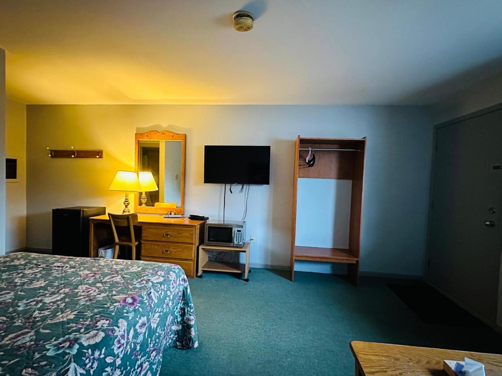 וודסטוק Stiles Motel Hill View מראה חיצוני תמונה